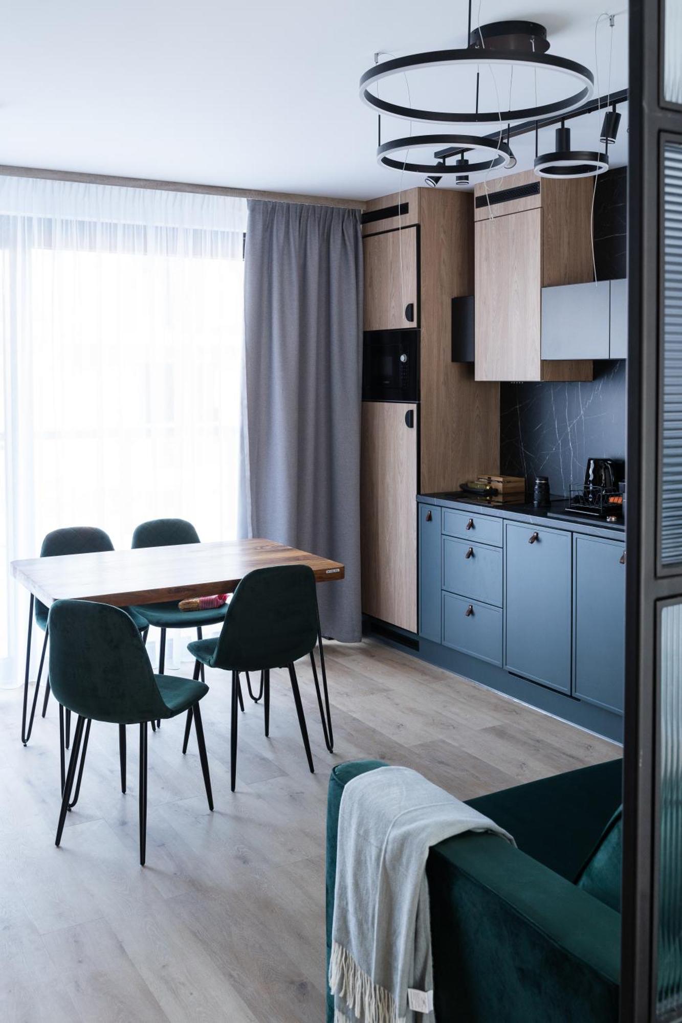 Alpina Residence & Kameralne Spa ブコビナ・タトシャンスカ エクステリア 写真