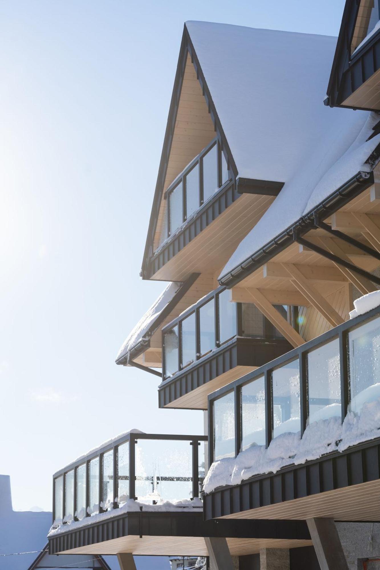 Alpina Residence & Kameralne Spa ブコビナ・タトシャンスカ エクステリア 写真
